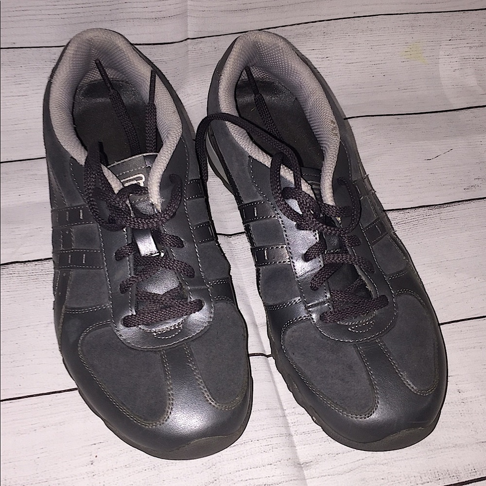 Sketchers Women’s Biker shoe/sneaker Sz